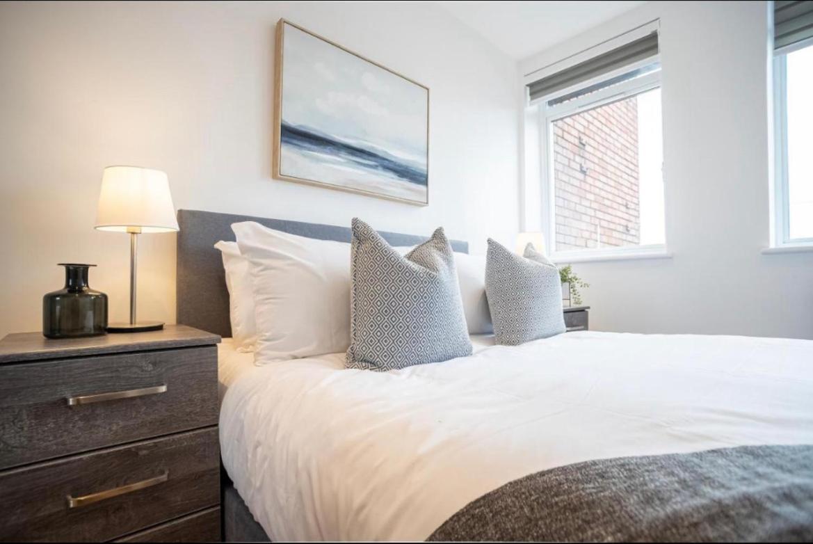 Two Bedrooms, Two Bath, Up To 3 Beds 1 Sofa - Slough Windsor Legoland Exteriör bild