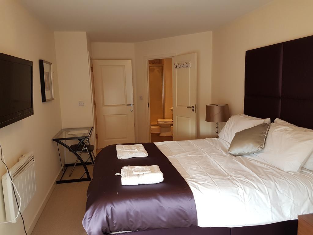 Two Bedrooms, Two Bath, Up To 3 Beds 1 Sofa - Slough Windsor Legoland Exteriör bild